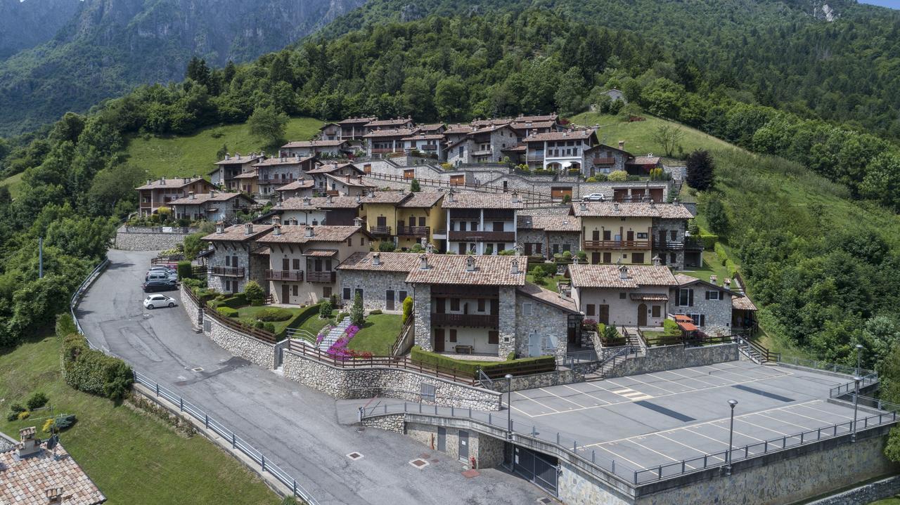 Вилла Residenza Borgo Antico Паратико Экстерьер фото